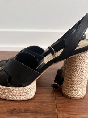 Dolce Vita  Platforn Sandle 8.5